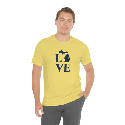 Michigan 'Love' T-Shirt (Roman Serif Font) | Unisex Standard Fit