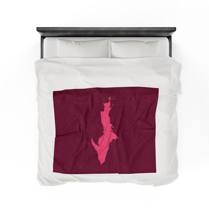 Michigan Upper Peninsula Plush Blanket (w/ Pink UP Outline) | Ruby Red