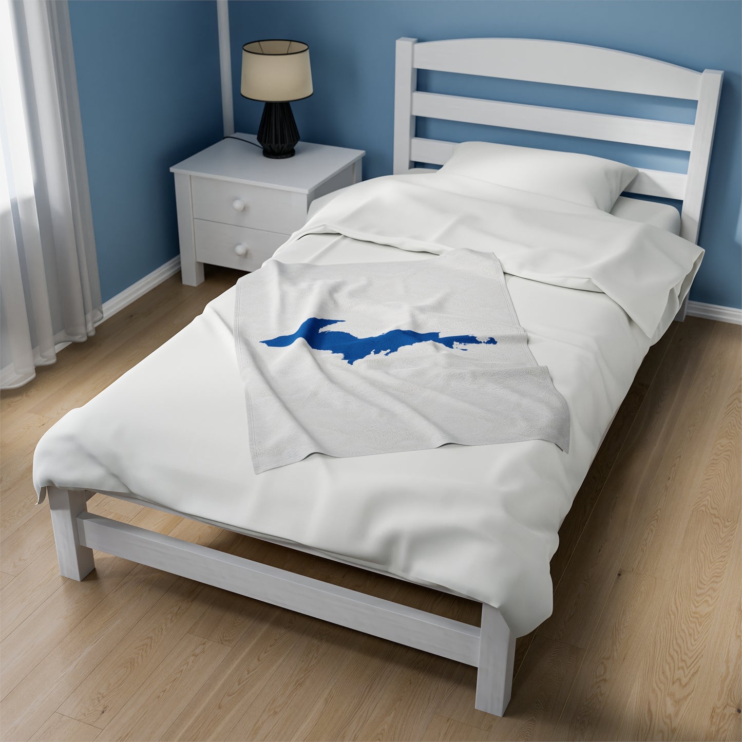 Michigan Upper Peninsula Plush Blanket (w/ Azure UP Outline) | Birch Bark White