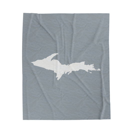 Michigan Upper Peninsula Plush Blanket (w/ UP Outline) | Silver