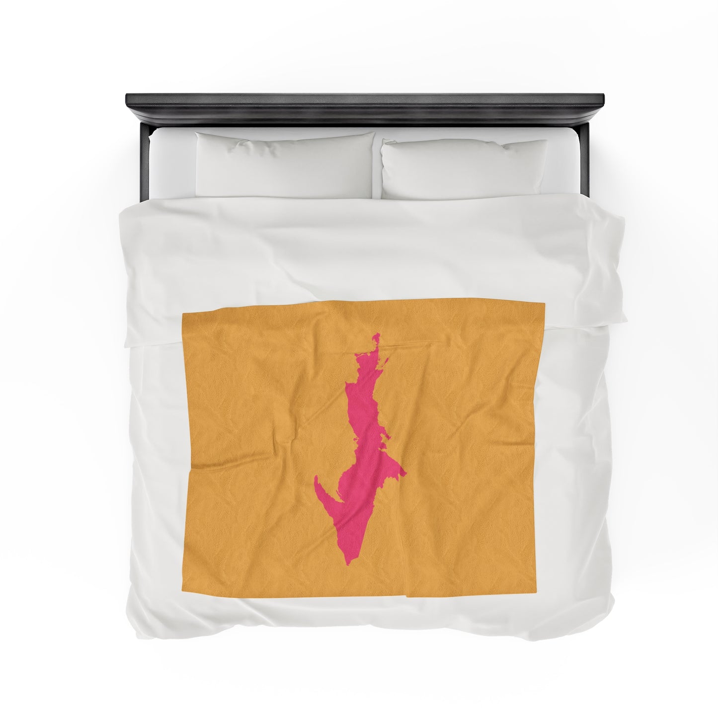 Michigan Upper Peninsula Plush Blanket (w/ Pink UP Outline) | Citrine