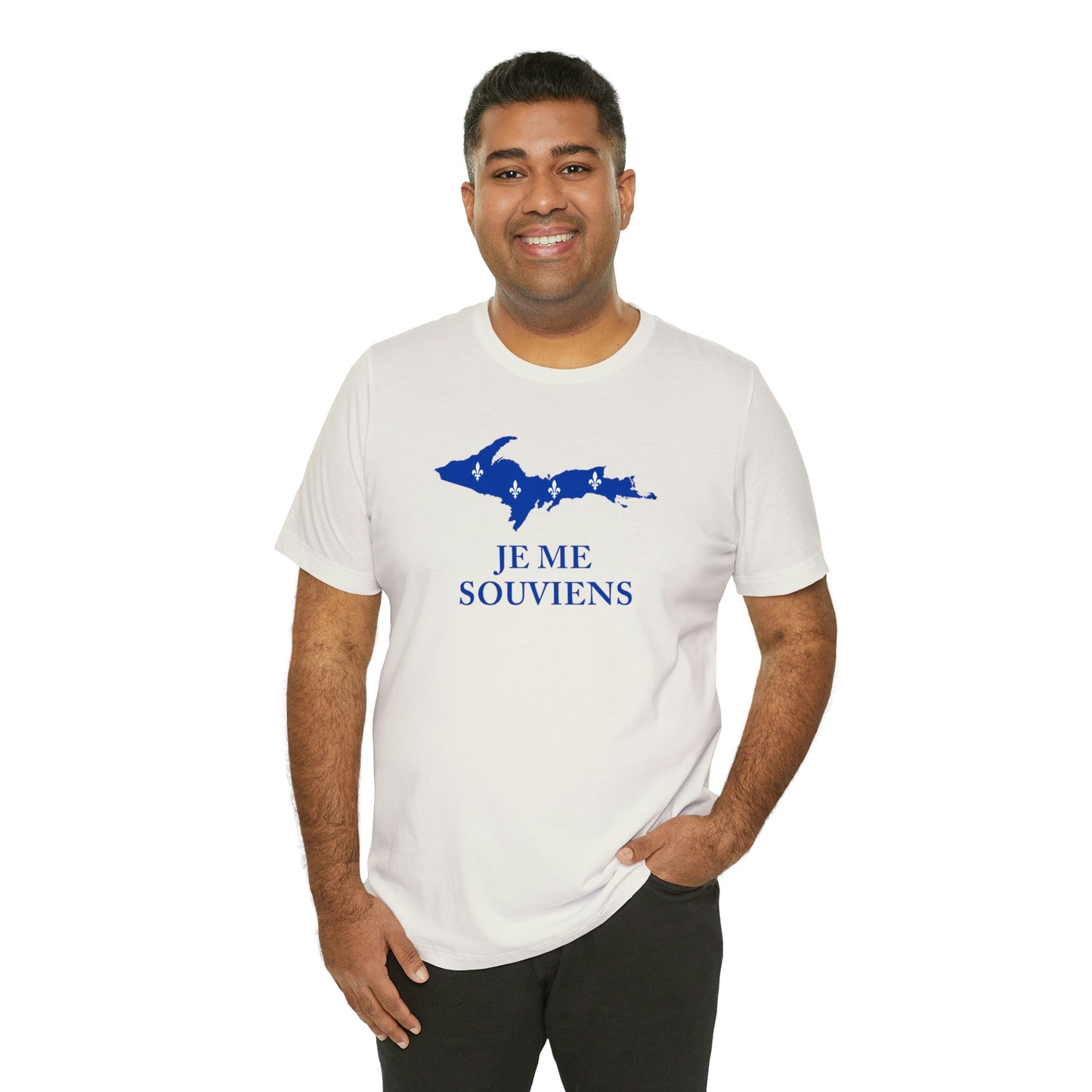 Upper Peninsula 'Je Me Souviens' T-Shirt (w/ UP Quebec Flag Outline) | Unisex Standard Fit