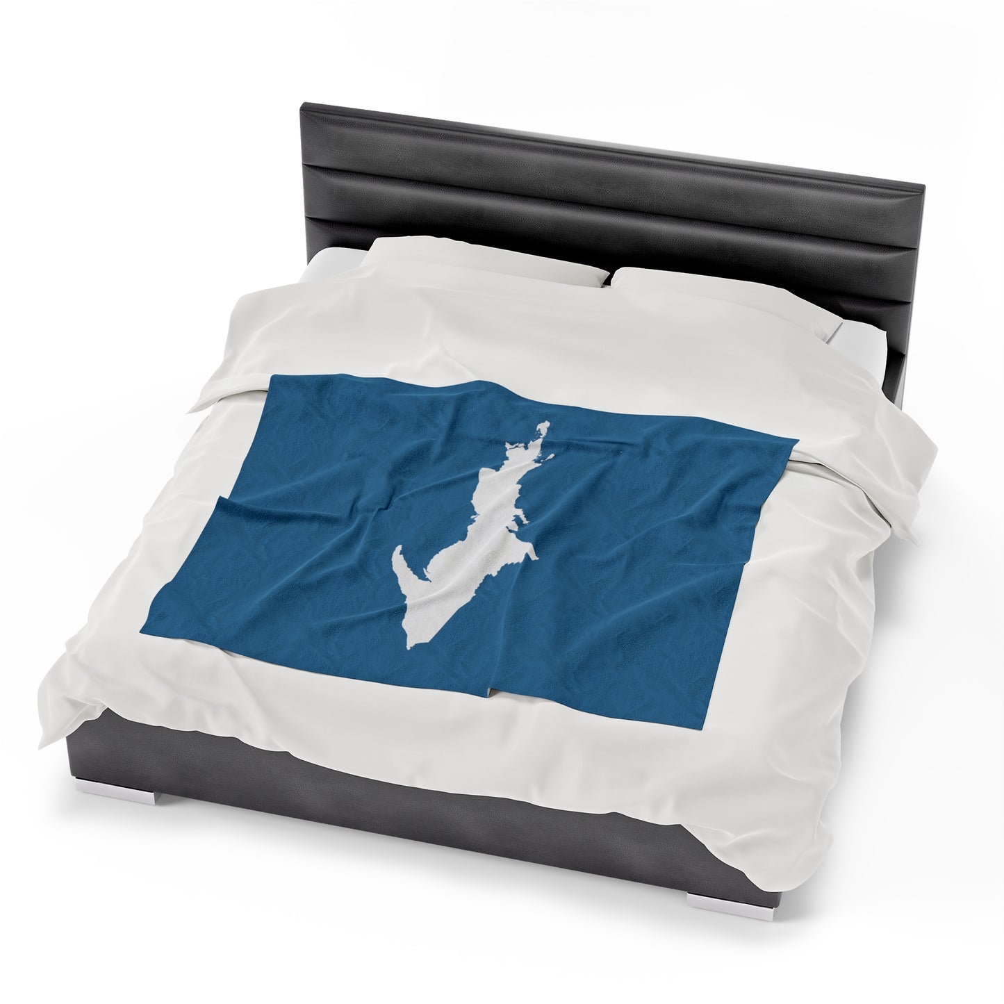 Michigan Upper Peninsula Plush Blanket (w/ UP Outline) | Lake Michigan Blue