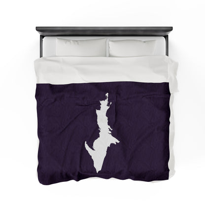 Michigan Upper Peninsula Plush Blanket (w/ UP Outline) | Blackcurrant Color