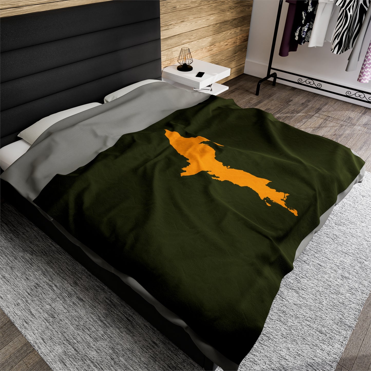 Michigan Upper Peninsula Plush Blanket (w/ Gold UP Outline) | Army Green