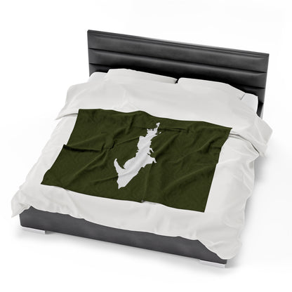 Michigan Upper Peninsula Plush Blanket (w/ UP Outline) | Army Green