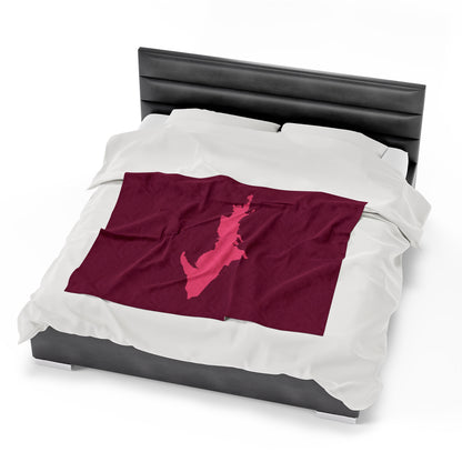 Michigan Upper Peninsula Plush Blanket (w/ Pink UP Outline) | Ruby Red