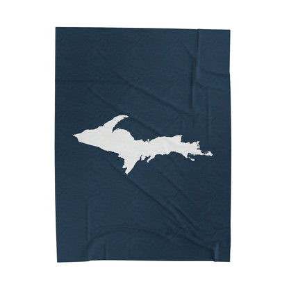 Michigan Upper Peninsula Plush Blanket (w/ UP Outline) | '37 Caddie Blue