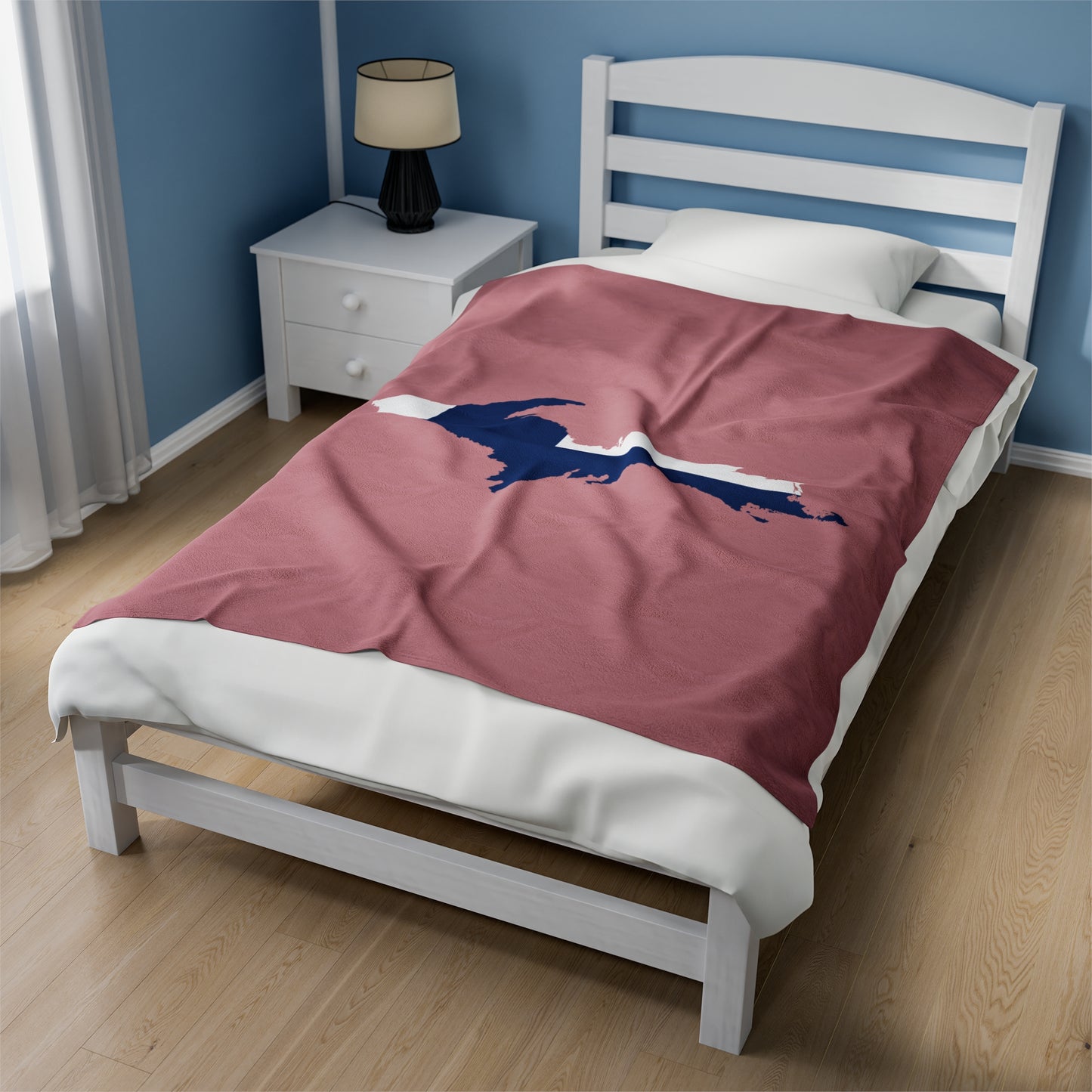 Michigan Upper Peninsula Plush Blanket (w/ UP Finland Flag Outline) | Cherry Blossom Pink