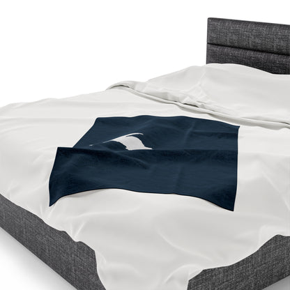 Michigan Upper Peninsula Plush Blanket (w/ UP Outline) | '37 Caddie Blue