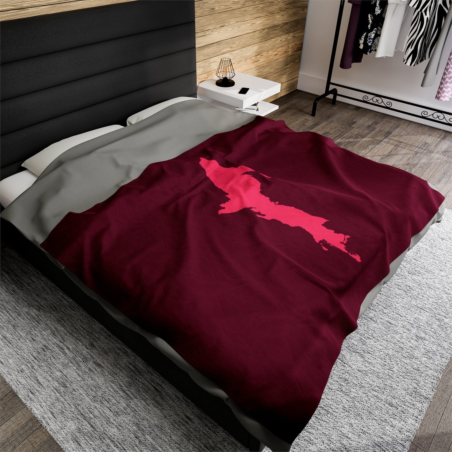 Michigan Upper Peninsula Plush Blanket (w/ Pink UP Outline) | Ruby Red