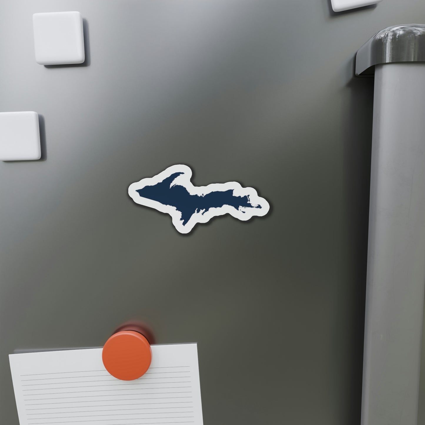 Michigan Upper Peninsula Kiss Cut Magnet (w/ Navy Outline)