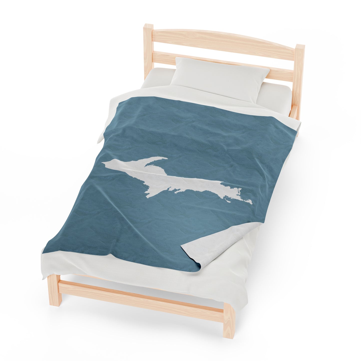 Michigan Upper Peninsula Plush Blanket (w/ UP Outline) | Opal Blue