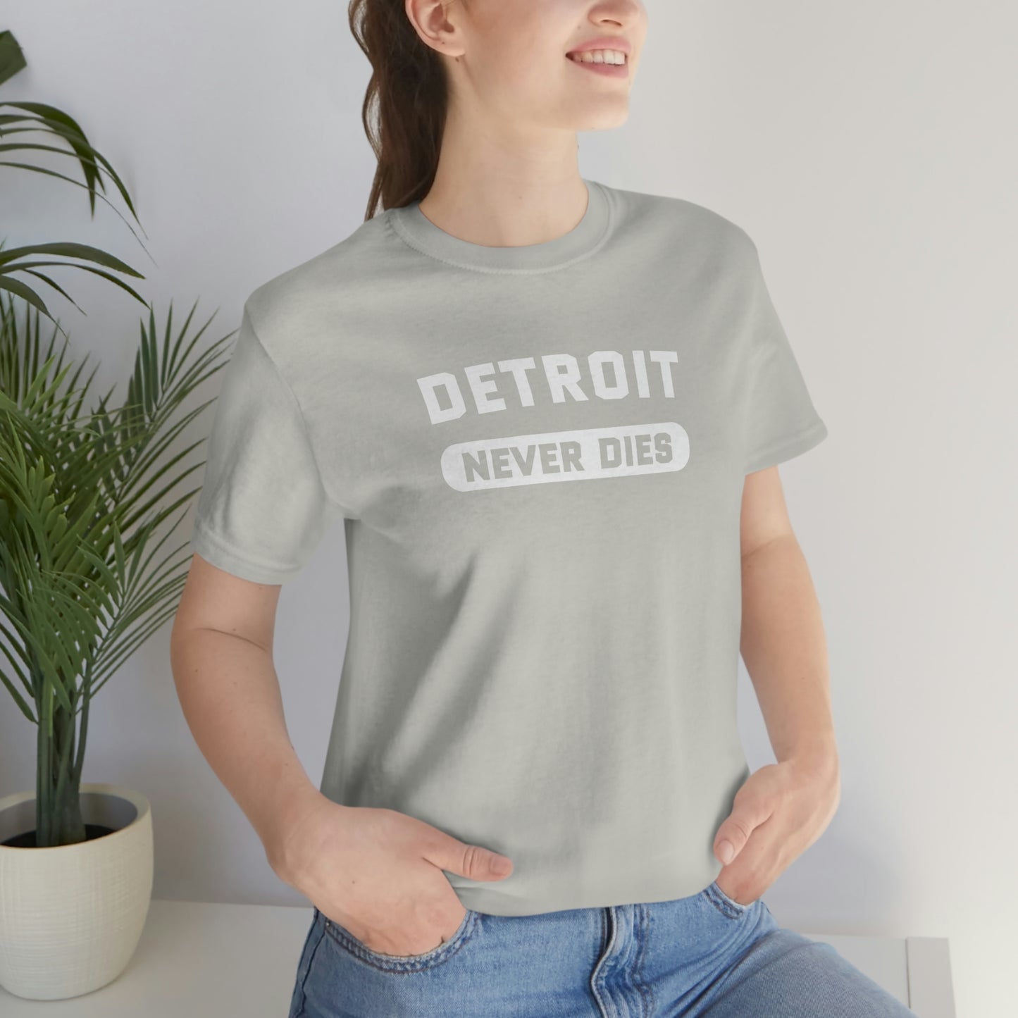 'Detroit Never Dies' T-Shirt | Unisex Standard Fit