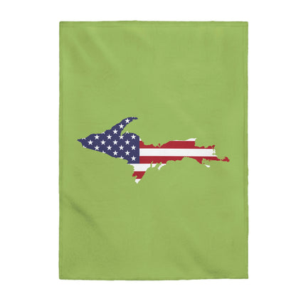 Michigan Upper Peninsula Plush Blanket (w/ UP USA Flag Outline) | Gooseberry Green