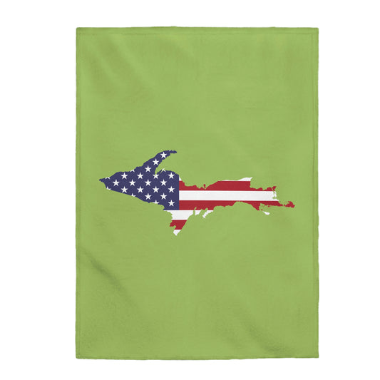 Michigan Upper Peninsula Plush Blanket (w/ UP USA Flag Outline) | Gooseberry Green