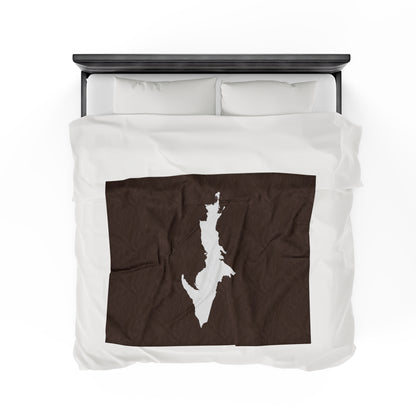 Michigan Upper Peninsula Plush Blanket (w/ UP Outline) | Hickory Color