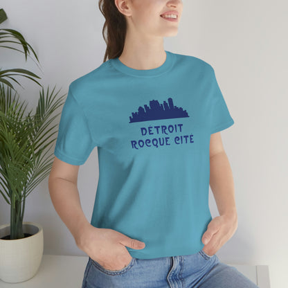 'Détroit Rocque Cité' with Skyline T-Shirt | Unisex Standard Fit