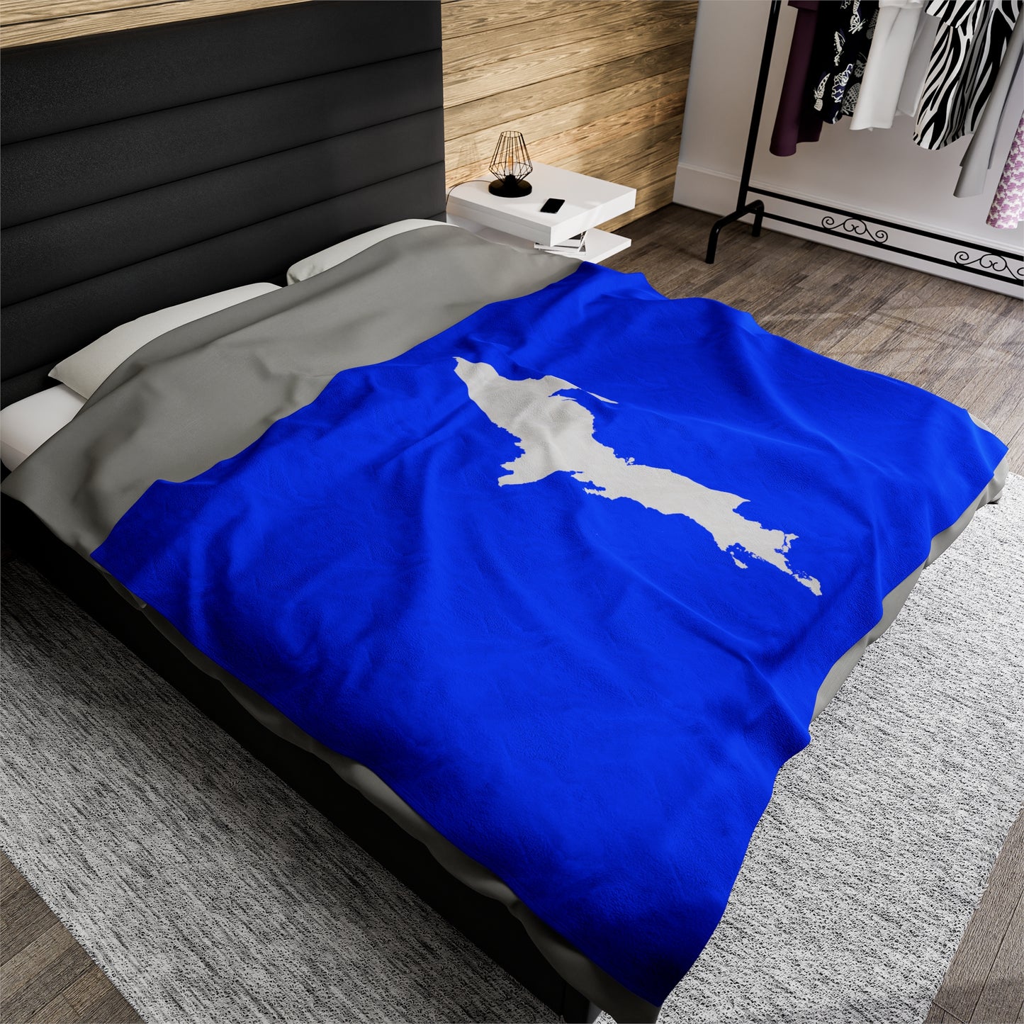 Michigan Upper Peninsula Plush Blanket (w/ UP Outline) | Motor Town Blue