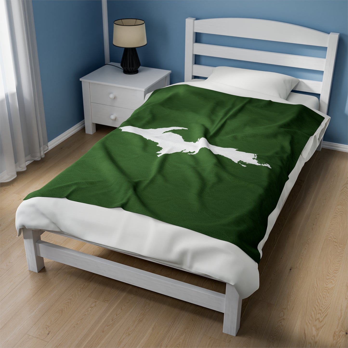 Michigan Upper Peninsula Plush Blanket (w/ UP Outline) | Pine Green