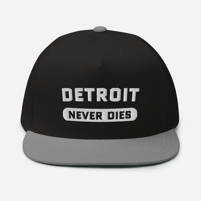 'Detroit Never Dies' Flat-Bill Cap | White/Black Embroidery - Circumspice Michigan