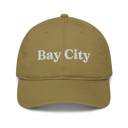 'Bay City' Classic Baseball Cap | White/Navy Embroidery