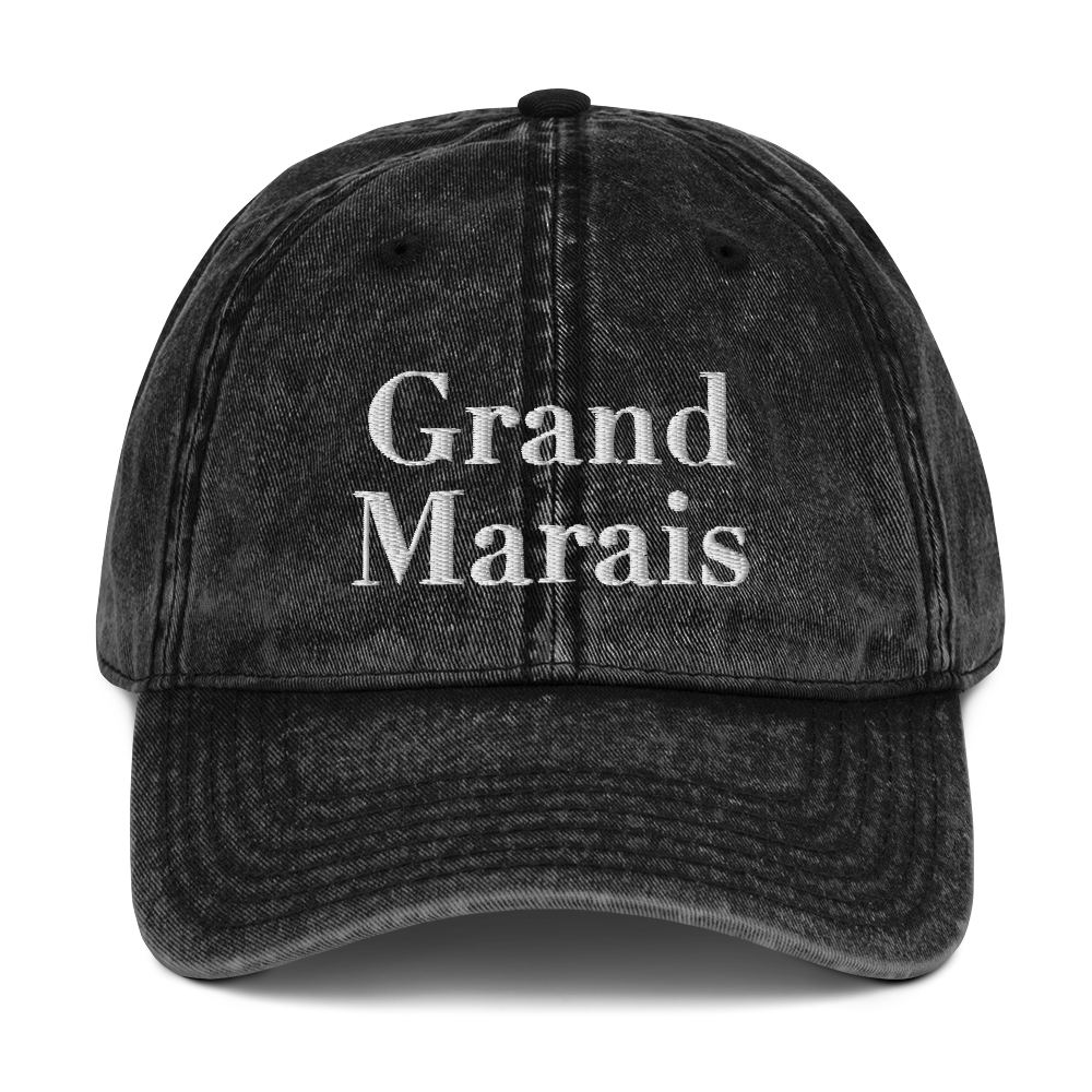 'Grand Marais' Vintage Baseball Cap | White/Black Embroidery