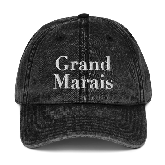 'Grand Marais' Vintage Baseball Cap | White/Black Embroidery