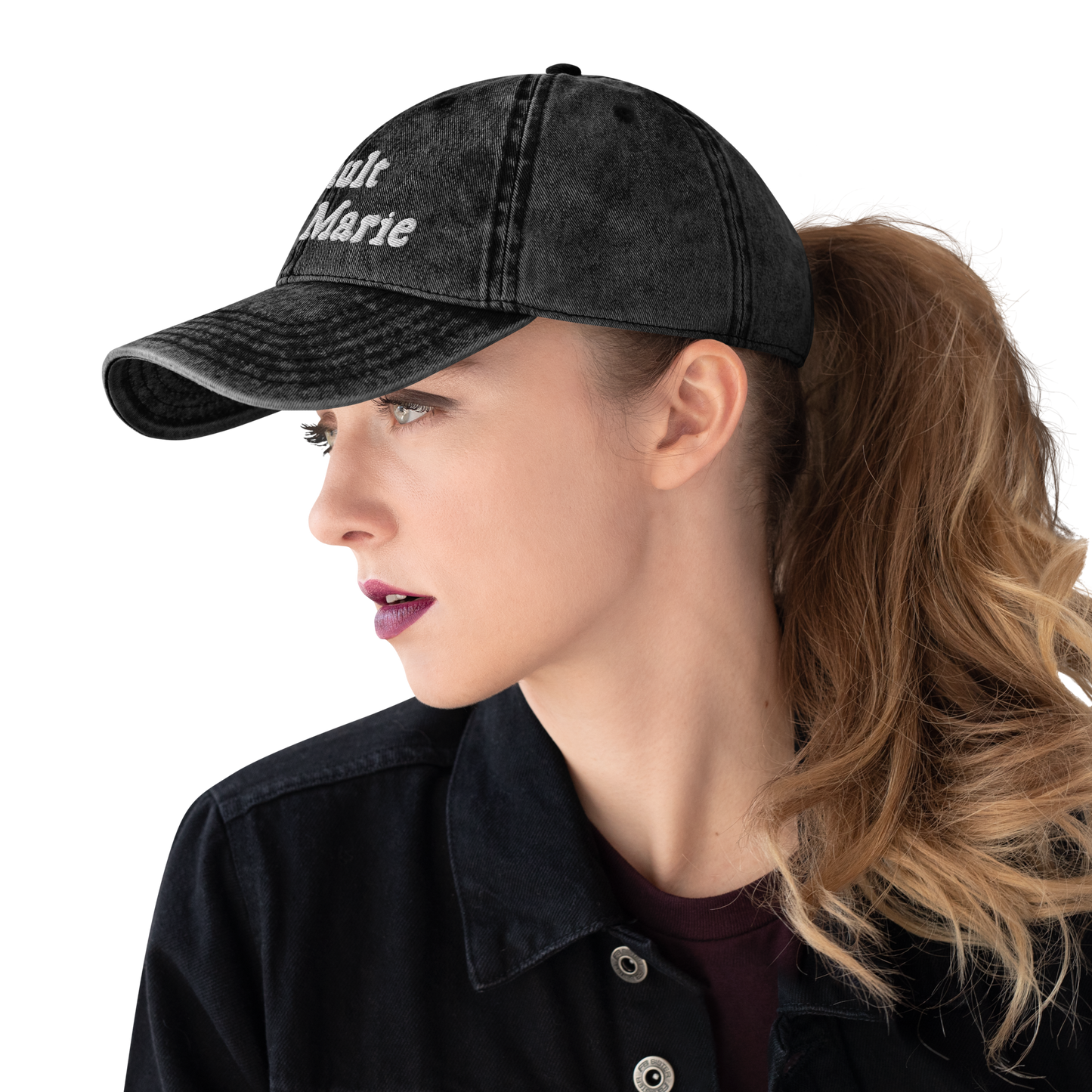 'Sault Ste. Marie' Vintage Baseball Cap | White/Black Embroidery