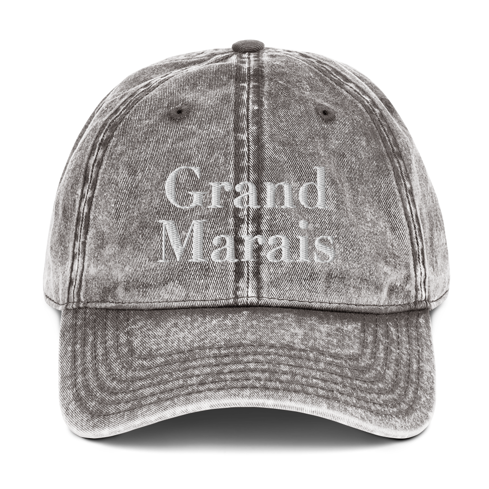 'Grand Marais' Vintage Baseball Cap | White/Black Embroidery