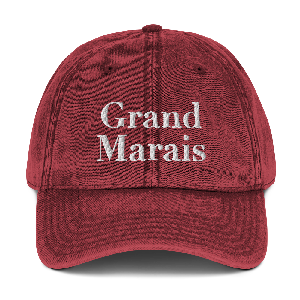 'Grand Marais' Vintage Baseball Cap | White/Black Embroidery